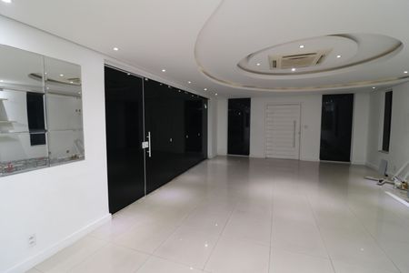 Sala de casa para alugar com 5 quartos, 1199m² em Jardim Guanabara, Rio de Janeiro