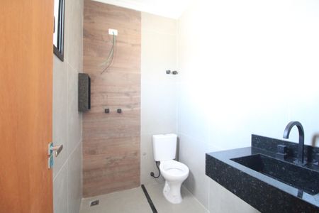 Casa à venda com 100m², 3 quartos e 2 vagasBanheiro da suíte