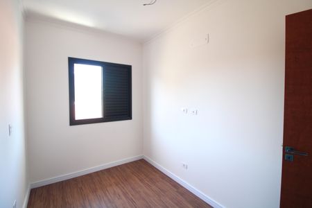 Casa à venda com 100m², 3 quartos e 2 vagasQuarto 2