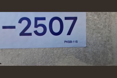 Casa à venda com 145m², 2 quartos e 2 vagas Casa à venda com 145m², 2 quartos e 2 vagasCód plaquinha