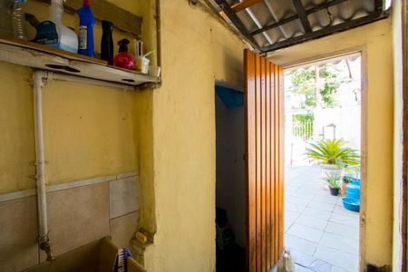 Casa à venda com 145m², 2 quartos e 2 vagas Casa à venda com 145m², 2 quartos e 2 vagasÁrea de serviço