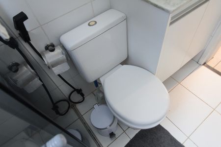 Apartamento à venda com 59m², 2 quartos e 1 vagaBanheiro Social