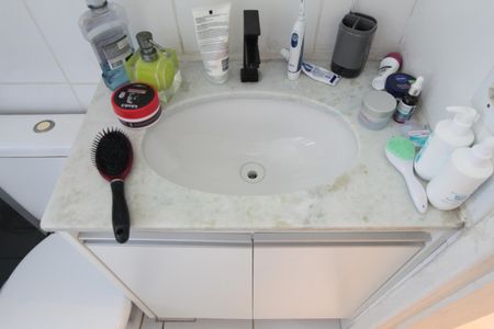 Apartamento à venda com 59m², 2 quartos e 1 vagaBanheiro Social