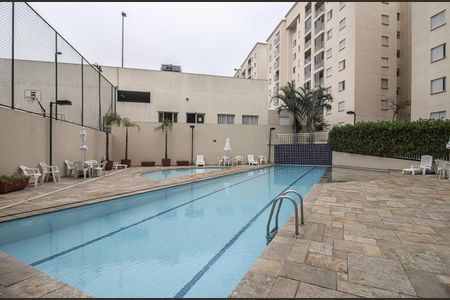 Apartamento à venda com 56m², 2 quartos e 1 vaga Apartamento à venda com 56m², 2 quartos e 1 vagapiscina_3