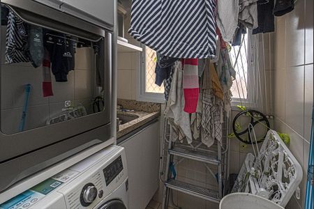 Apartamento à venda com 56m², 2 quartos e 1 vaga Apartamento à venda com 56m², 2 quartos e 1 vagaárea de serviço_1