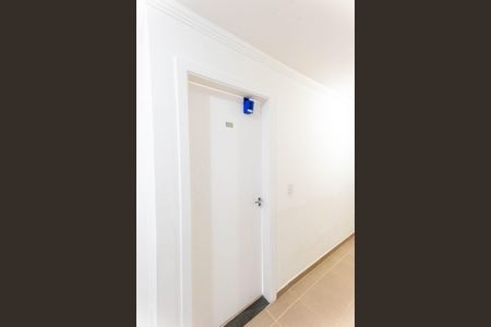 Apartamento à venda com 45m², 2 quartos e 1 vagalockbox