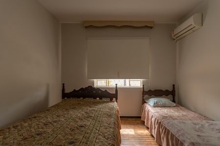 Casa à venda com 430m², 3 quartos e 2 vagasQuarto 1