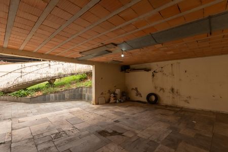 Casa à venda com 430m², 3 quartos e 2 vagasGaragem