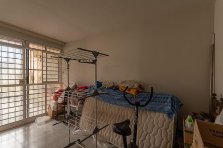 Casa à venda com 430m², 3 quartos e 2 vagasQuarto de Serviço