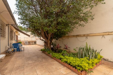 Casa à venda com 430m², 3 quartos e 2 vagasÁrea Externa