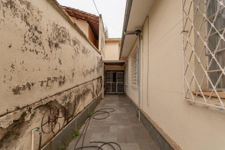 Casa à venda com 430m², 3 quartos e 2 vagasCorredor Lateral