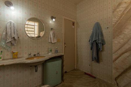 Casa à venda com 430m², 3 quartos e 2 vagasBanheiro Social