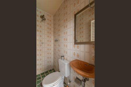 Casa à venda com 430m², 3 quartos e 2 vagasBanheiro - Piscina