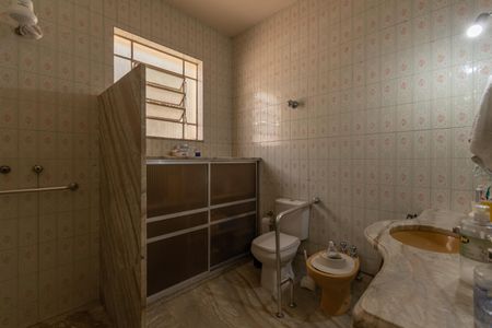 Casa à venda com 430m², 3 quartos e 2 vagasBanheiro Social