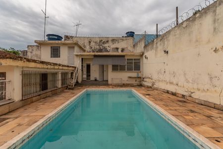 Casa à venda com 430m², 3 quartos e 2 vagasÁrea Externa - Piscina