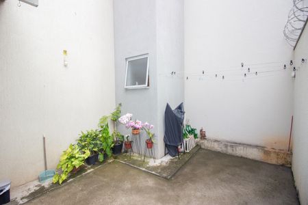 Casa à venda com 100m², 3 quartos e 2 vagasQuintal