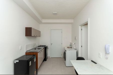 Apartamento para alugar com 27m², 1 quarto e sem vaga Apartamento para alugar com 27m², 1 quarto e sem vagaSala