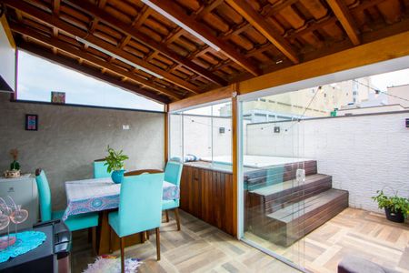 Apartamento à venda com 98m², 2 quartos e 1 vaga Apartamento à venda com 98m², 2 quartos e 1 vagaÁrea de serviço/Espaço gourmet