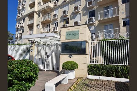Apartamento à venda com 67m², 3 quartos e 1 vagaFachada e Portaria