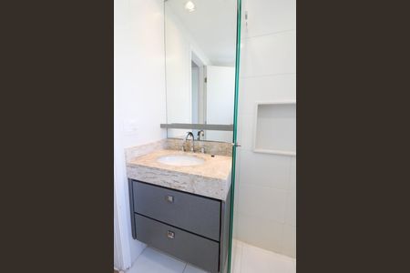 Apartamento à venda com 105m², 3 quartos e 2 vagas Apartamento à venda com 105m², 3 quartos e 2 vagasBanheiro