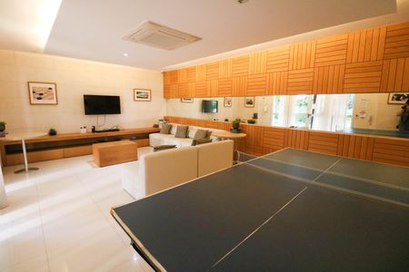 Apartamento à venda com 105m², 3 quartos e 2 vagas Apartamento à venda com 105m², 3 quartos e 2 vagasÁrea comum - Salão teen