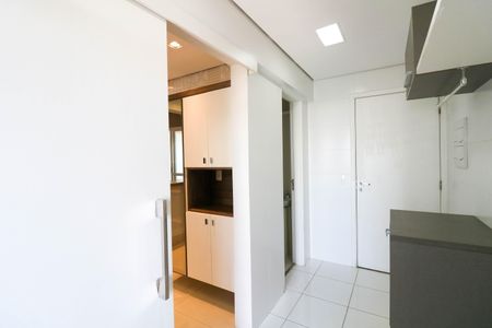 Apartamento à venda com 105m², 3 quartos e 2 vagas Apartamento à venda com 105m², 3 quartos e 2 vagasÁrea de Serviço