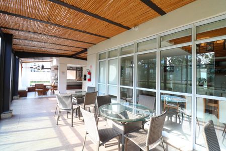 Apartamento à venda com 105m², 3 quartos e 2 vagas Apartamento à venda com 105m², 3 quartos e 2 vagasÁrea comum - Churrasqueira