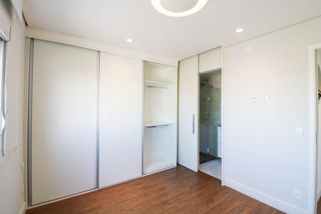 Apartamento à venda com 105m², 3 quartos e 2 vagas Apartamento à venda com 105m², 3 quartos e 2 vagasQuarto 3 Suíte