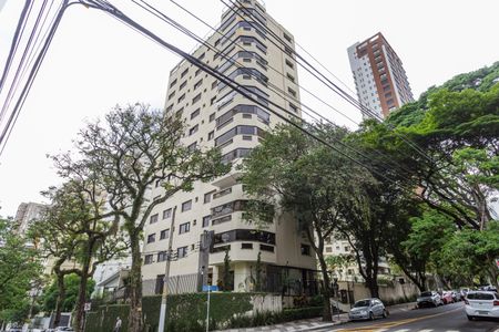 Apartamento à venda com 242m², 3 quartos e 4 vagasFachada