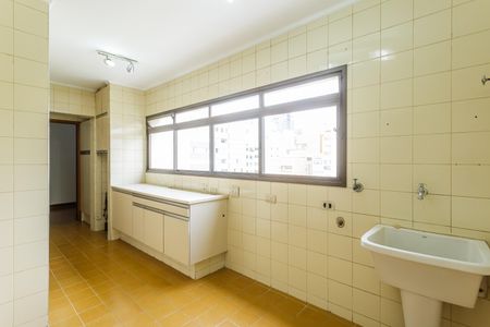 Apartamento à venda com 242m², 3 quartos e 4 vagasÁrea de Serviço
