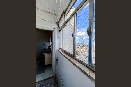 Apartamento para alugar com 86m², 2 quartos e 1 vagaÁrea de Serviço