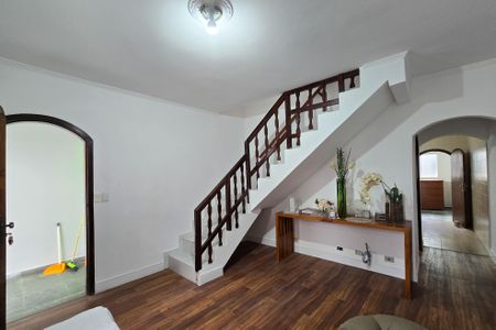 Casa para alugar com 189m², 3 quartos e 2 vagasSala