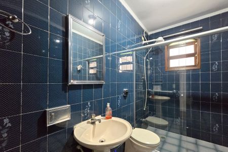 Casa para alugar com 189m², 3 quartos e 2 vagasBanheiro Social 2