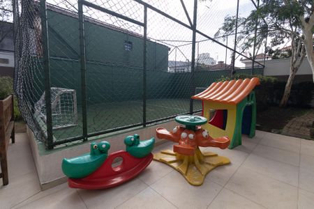 Apartamento à venda com 63m², 2 quartos e 2 vagas Apartamento à venda com 63m², 2 quartos e 2 vagasÁrea comum - Playground