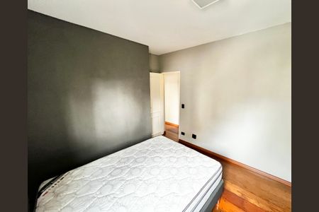 Apartamento à venda com 97m², 3 quartos e 1 vagaQuarto 2