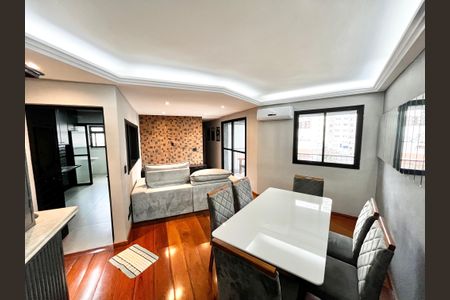 Sala de apartamento à venda com 3 quartos, 97m² em Santa Teresinha, São Paulo