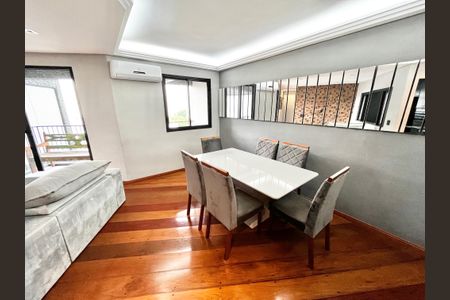 Apartamento à venda com 97m², 3 quartos e 1 vagaSala