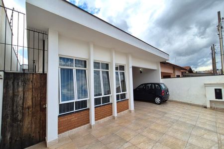 Casa à venda com 176m², 4 quartos e 2 vagas Casa à venda com 176m², 4 quartos e 2 vagasFachada do Prédio