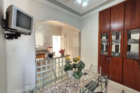 Casa à venda com 176m², 4 quartos e 2 vagas Casa à venda com 176m², 4 quartos e 2 vagasCopa
