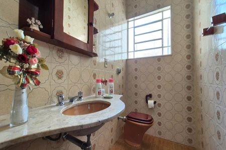 Casa à venda com 176m², 4 quartos e 2 vagas Casa à venda com 176m², 4 quartos e 2 vagasBanheiro da Suíte