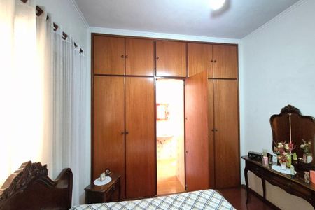 Casa à venda com 176m², 4 quartos e 2 vagas Casa à venda com 176m², 4 quartos e 2 vagasQuarto 3 - Suíte