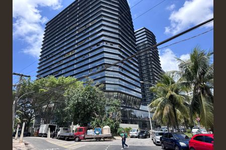 Apartamento à venda com 98m², 3 quartos e 2 vagasFachada