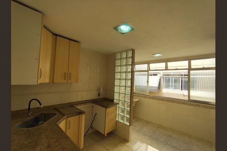 Cozinha de apartamento à venda com 2 quartos, 59m² em Taquara, Rio de Janeiro