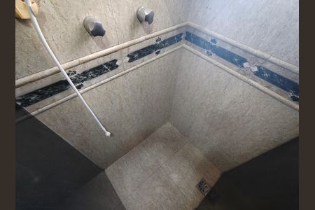 Apartamento à venda com 59m², 2 quartos e 1 vagaBanheiro Social