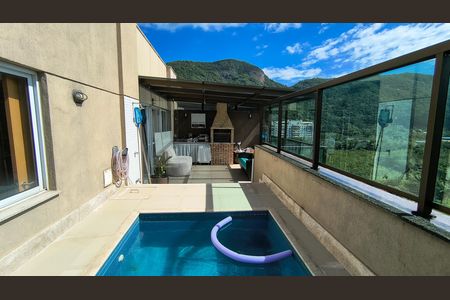 Apartamento para alugar com 148m², 4 quartos e 2 vagasPiscina