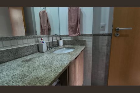 Apartamento para alugar com 148m², 4 quartos e 2 vagasBanheiro Social 1