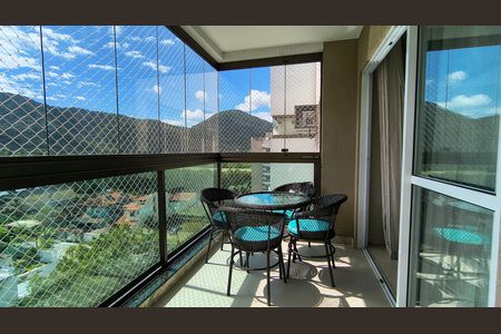 Apartamento para alugar com 148m², 4 quartos e 2 vagasVaranda