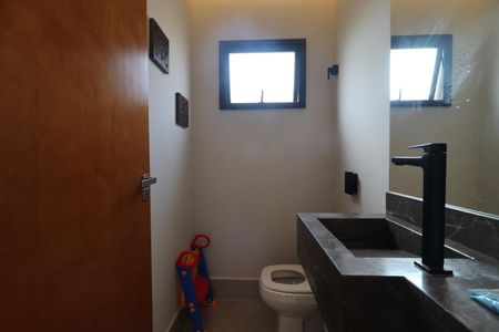 Casa de condomínio para alugar com 212m², 5 quartos e 4 vagas Casa de condomínio para alugar com 212m², 5 quartos e 4 vagasLavabo