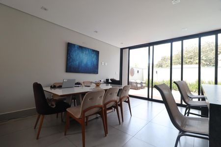 Casa de condomínio para alugar com 212m², 5 quartos e 4 vagas Casa de condomínio para alugar com 212m², 5 quartos e 4 vagasCozinha