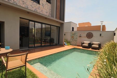 Casa de condomínio para alugar com 212m², 5 quartos e 4 vagas Casa de condomínio para alugar com 212m², 5 quartos e 4 vagasPiscina